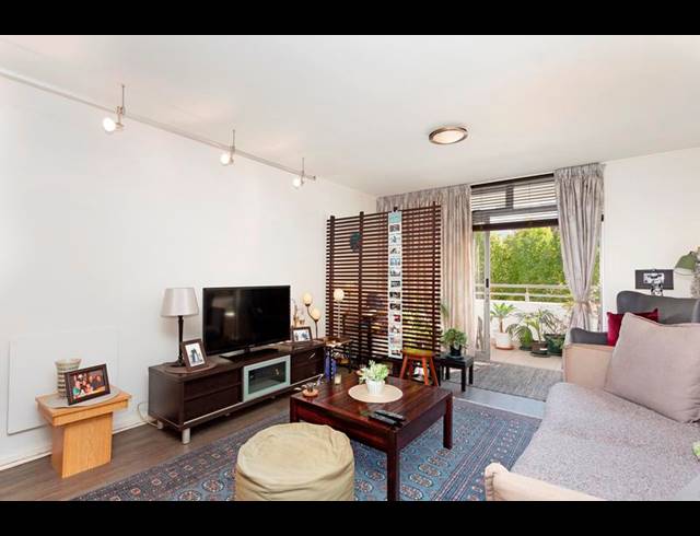 2 BEDROOM PROPERTY TO RENT IN CLAREMONT